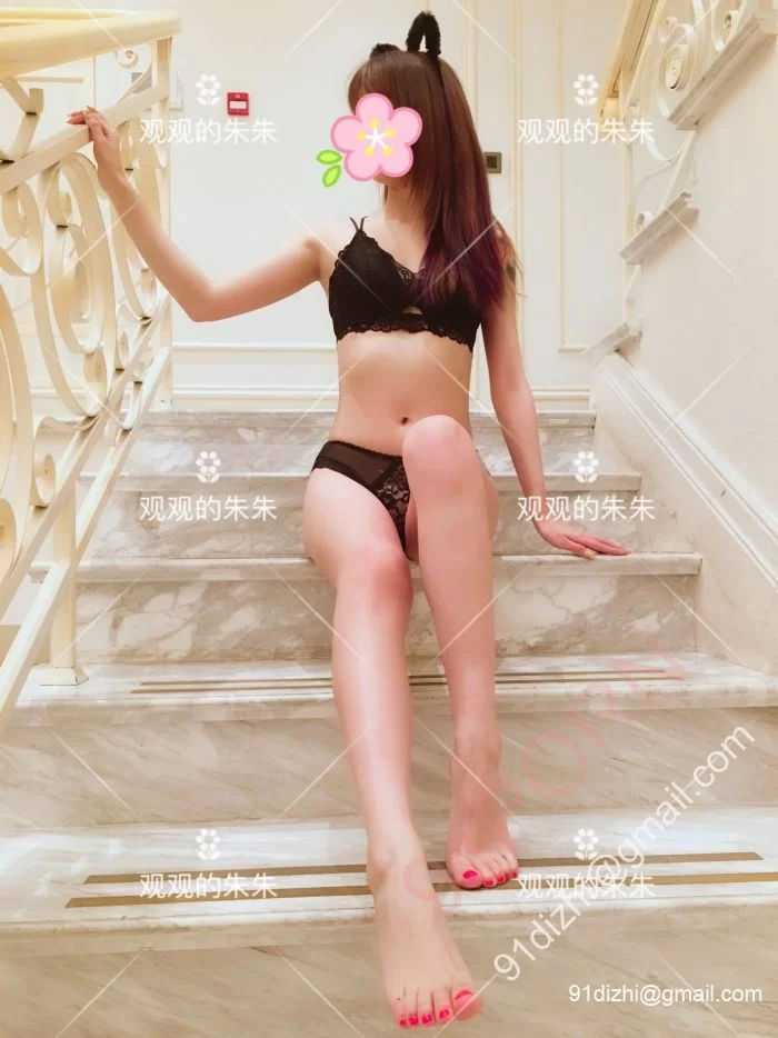 自拍 极品女神[观观的朱朱]自拍露出群P淫乱生活最全合集【55v+1300p+1.65g】