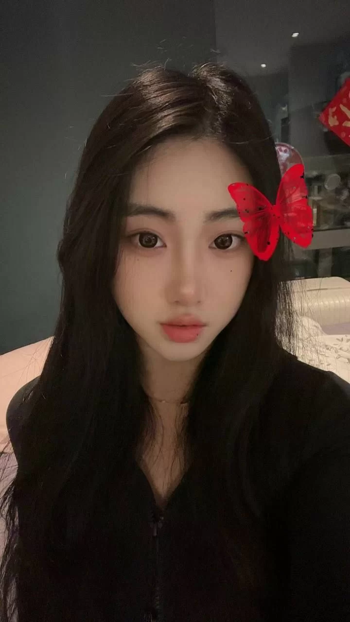 自拍 男友泄密⏩极品骚货幼师彭恋雅等多位美女【108v+174p+4.4g】