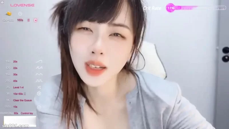 直播 ✨[stripchat]清纯可爱女主播「Huangbaob」苦瓜自慰真少见【1+2.6G】