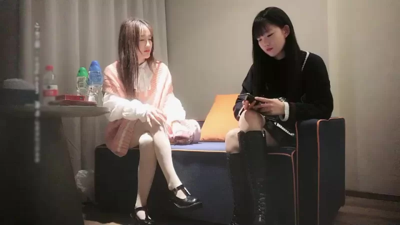 3p&多p 91沈先生探花约了两个高颜值萌妹子双飞啪啪连体网袜抬腿【2+1028MB】