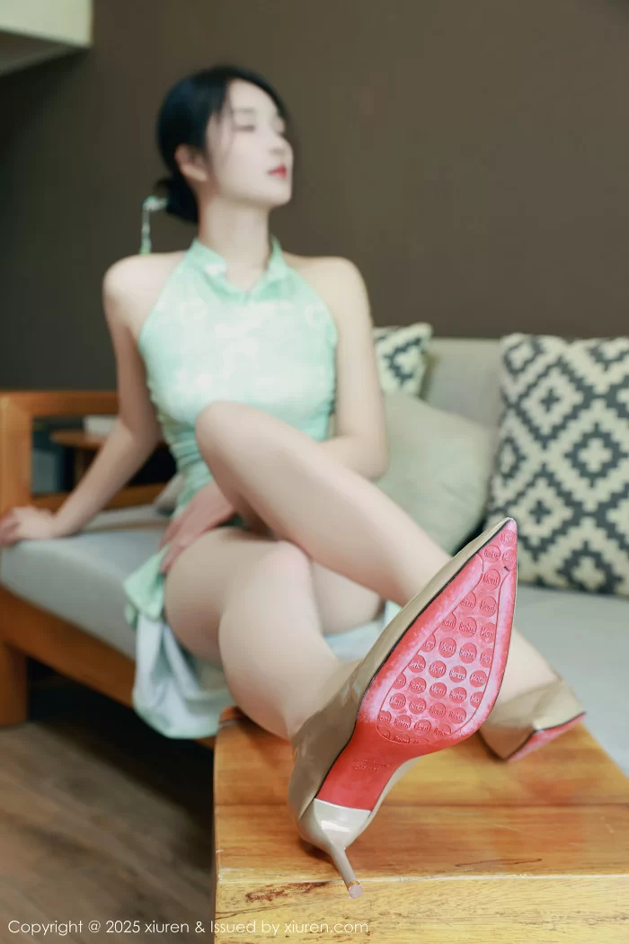 国产模特 No.10538 南乔 绿色旗袍【84P+709MB】