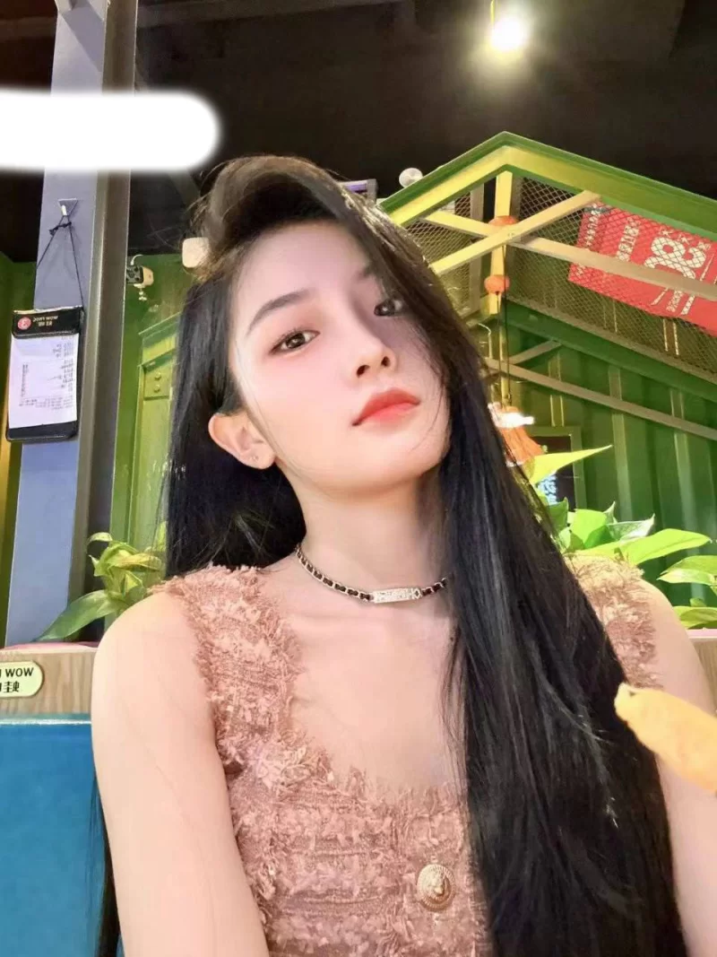 美女御姐 9分超高颜值的青春靓丽校花级别女神-秦x倪自慰 吃鸡 超【2+434MB】