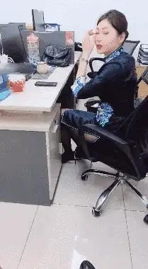 自拍 佛山院子售楼部经理光天化日潜规则售楼员小姐姐合集【1+10G】