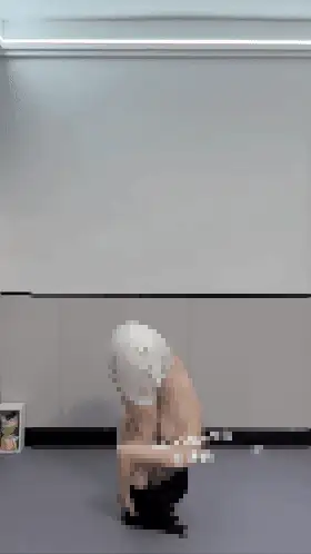 自拍 [精品]人气大三学妹[小乔（以安）]长视频定制拉升操【1V+133M】