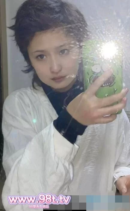 自拍 云盘泄密国内真实女同超刺激啪啪做爱自拍泄密【21v+3.5g】