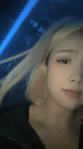 美女御姐 成都小美女夜晚街头吃喝玩乐一条龙瘦不下来的欢小姐几【2+6000MB】