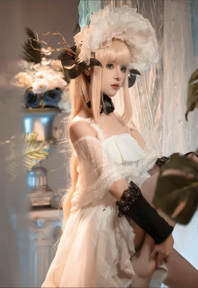 国产coser 腥味猫罐 – 全套含随包视频14套【210P+1.2G】