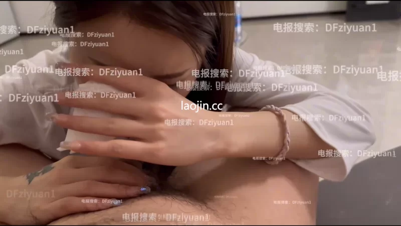 自拍 03年 162学生妹，完美露脸，男友都没有的待遇【1v+1.6G】