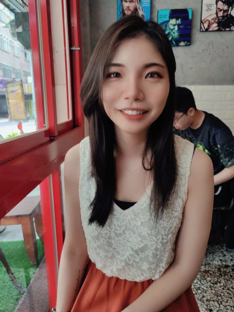 自拍 [新流出]来自男友致命的打击9位反差婊私拍流出[度盘+夸]【81v.图若干+1.1G】