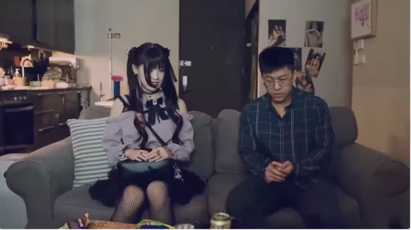 有剧情的 我只是想掰开玩玩屁眼，干嘛呀！不要害羞第一次痒也是【1p+368m】