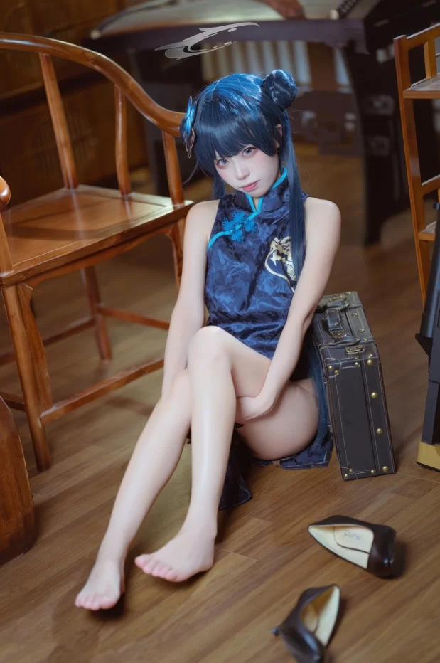 国产coser 三無人型 - 蔚蓝档案 龙华妃咲 旗袍 42P-407M【42P+407M】