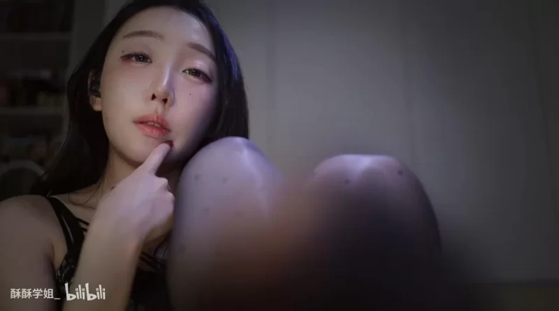 ASMR 酥酥学姐-主人的要求是倒数计时之前睡不着你就完蛋了【1+353MB】