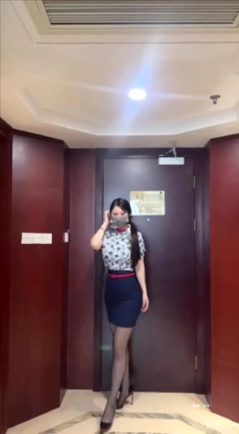 熟女少妇 秀人网 诗诗kiki和金主啪啪【1V+359M】