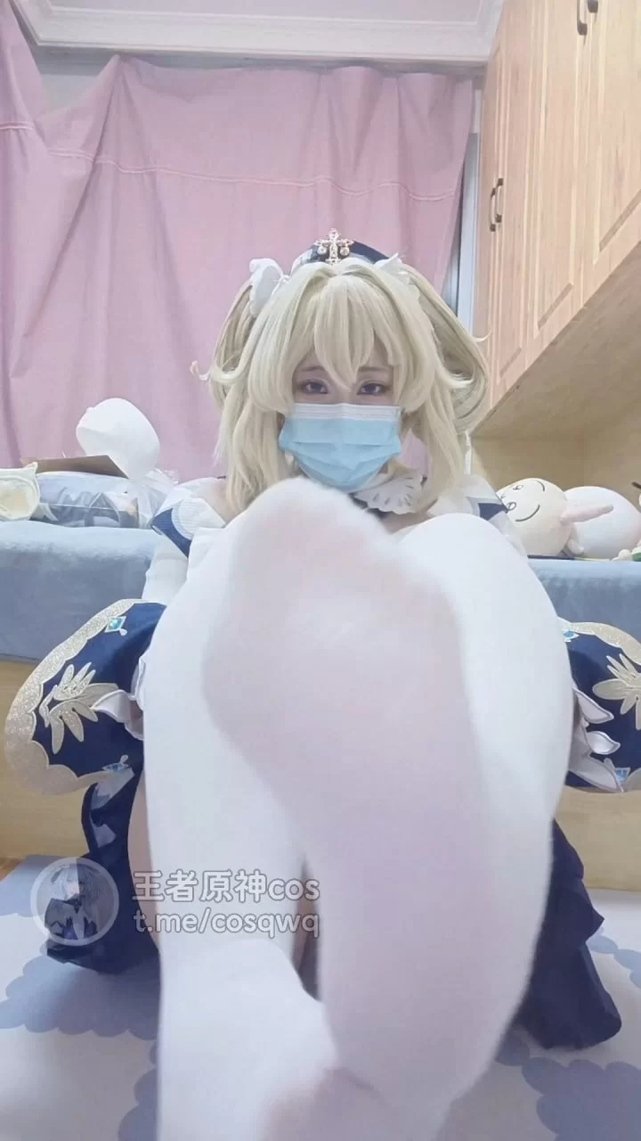 福利姬 鸡崽 芭芭拉cos【1v+945m】