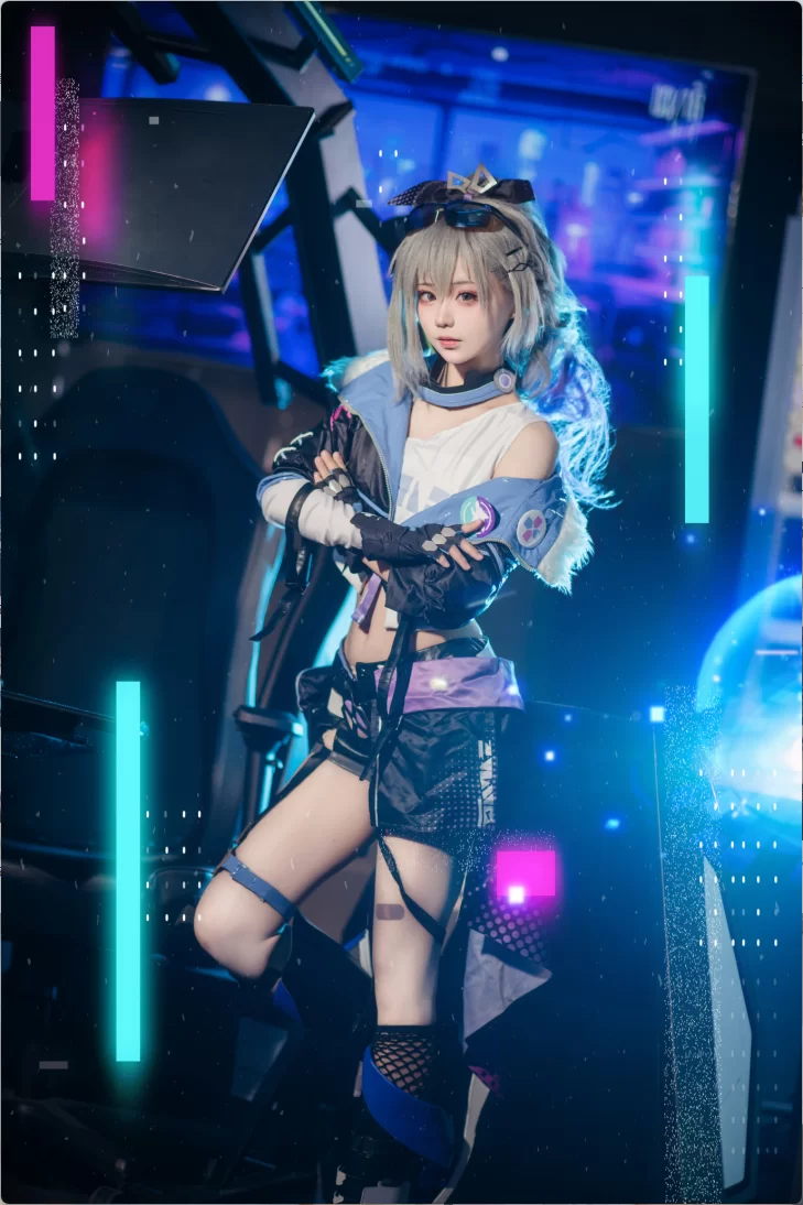 国产coser 花柒Hana – 全套40期&随包视频10.11更新【795P+6.7G】