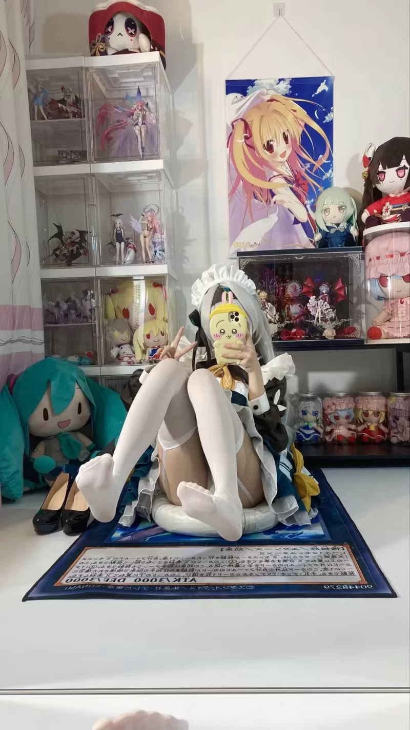 Cosplay 白栎Shirly - 崩坏：星穹铁道 流萤女仆【66P8V+1.06G】