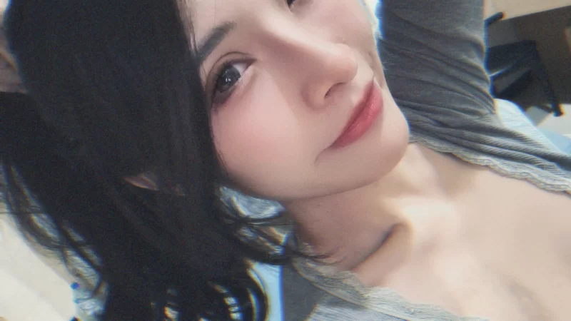自拍 推特[Fifibb520〗顶颜美女御姐邀约粉丝来蹂躏巨乳猛肏双【1v+1.65G】