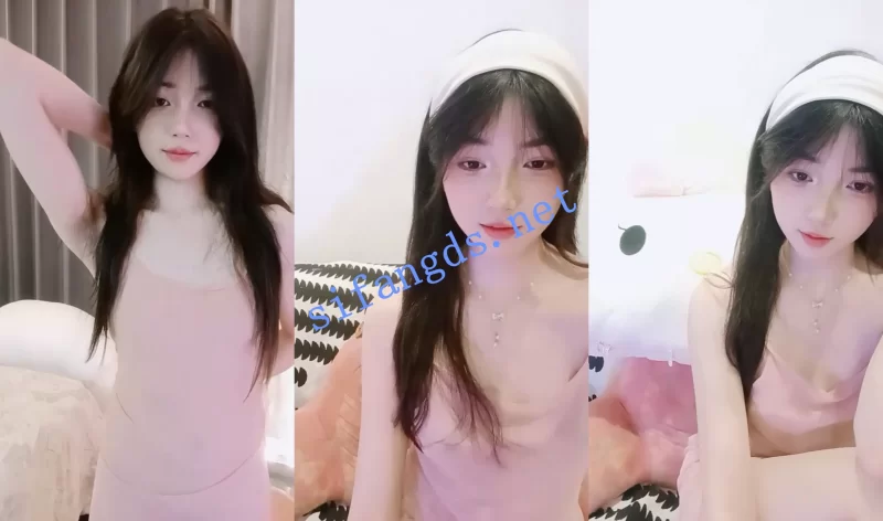 国产主播 [夏苒苒]顶级纯美^温柔似水！好久不见~敏感~自慰潮喷~9【3V+2.3G】