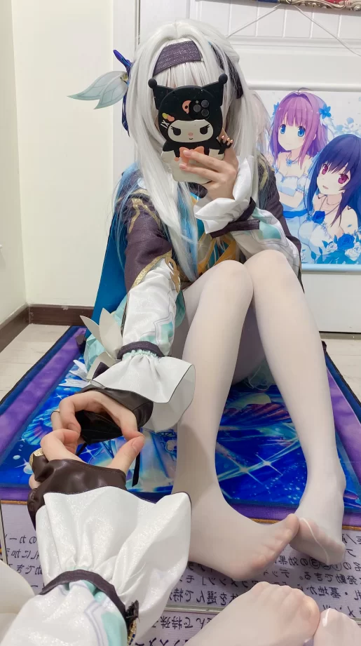美腿/足控 白栎Shirly_星铁 流萤 [76P+11V]【76P+11V+1.1g】