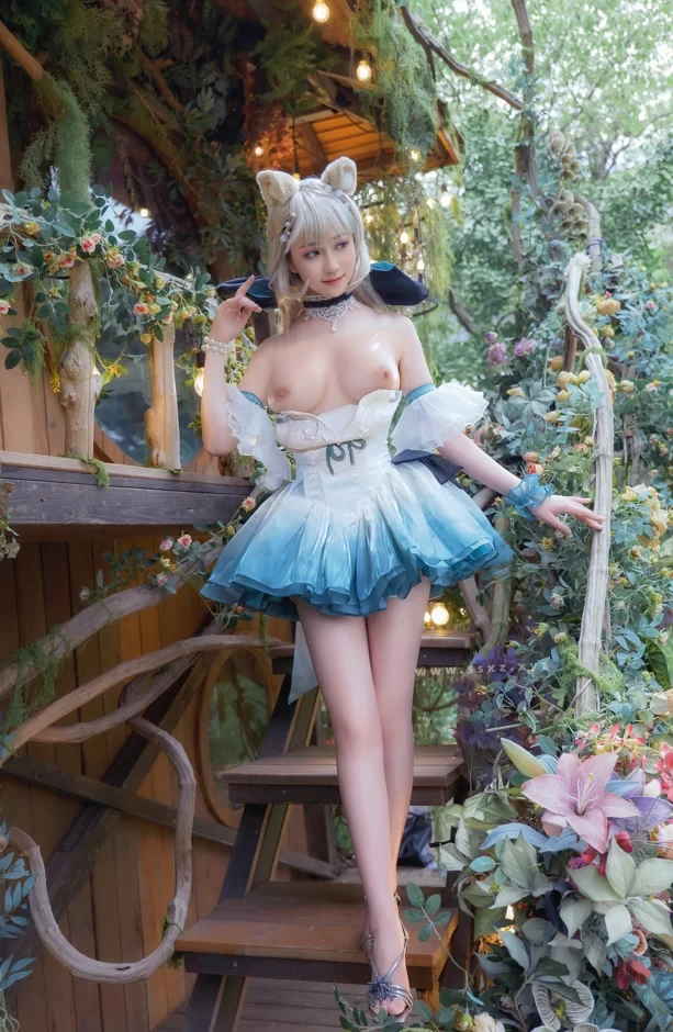 国产coser 年年 14套合集 816P-2.54G【816P+2.54G】