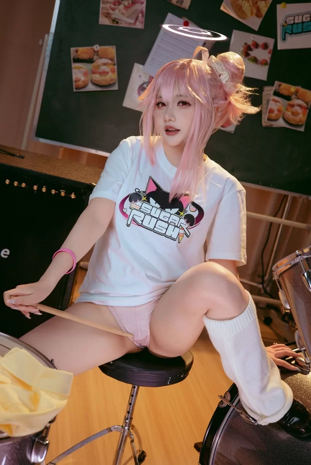 国产coser 咬一口兔娘ovo - 悠闲夏日 蓝色档案【50P+107M】