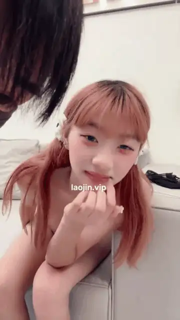 女大学生 20岁学生妹诗诗水好多被男友pua尝试3p首次体验被两个男人【2+2687MB】