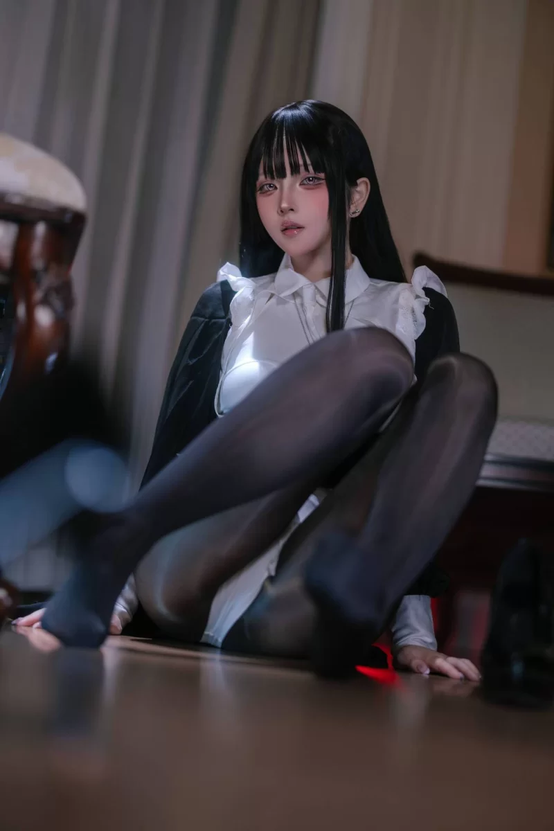 Cosplay 屿鱼 - 黑丝修女【40P+84M】