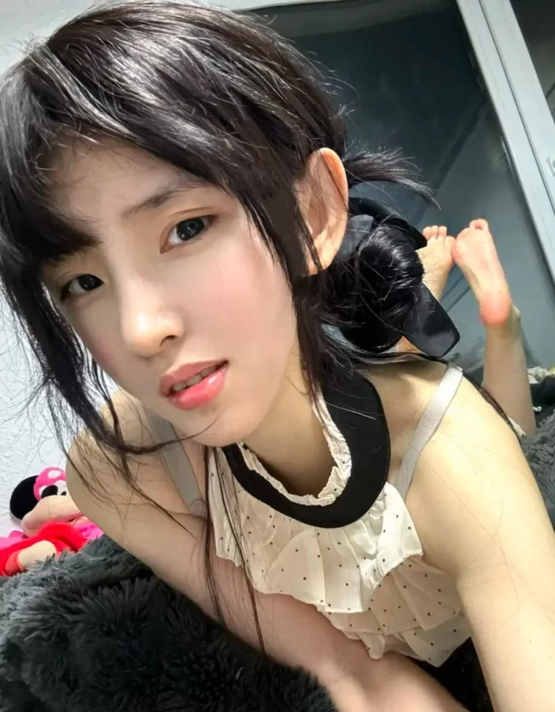 福利姬 抖音86w粉丝[张人o]各种福利大合集[4.07G]【24v25p+4.0G】