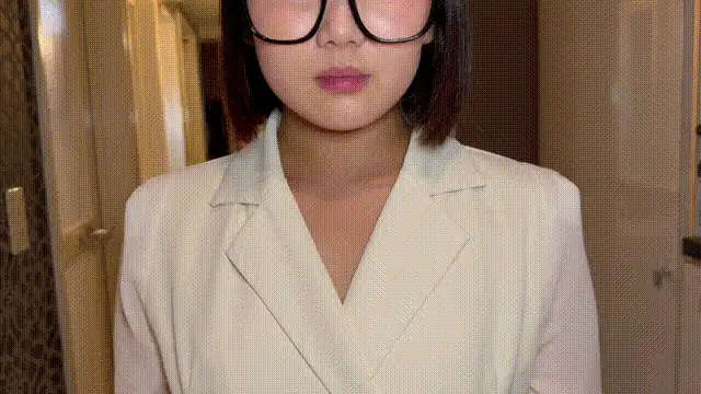 高颜值 fc2-ppv-4770863 特典高画质知的すぎる黒髪巨乳秘書【1V+1410MB】