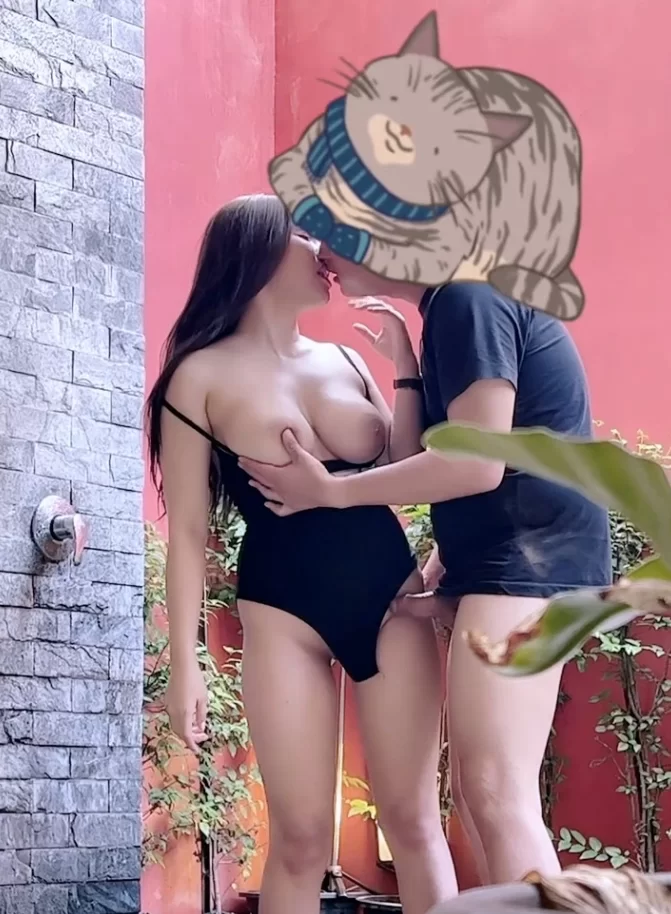 合集 OnlyFans顶流福利姬巨乳反差女神Jeenzen与男友做爱福利合集【221+79G】
