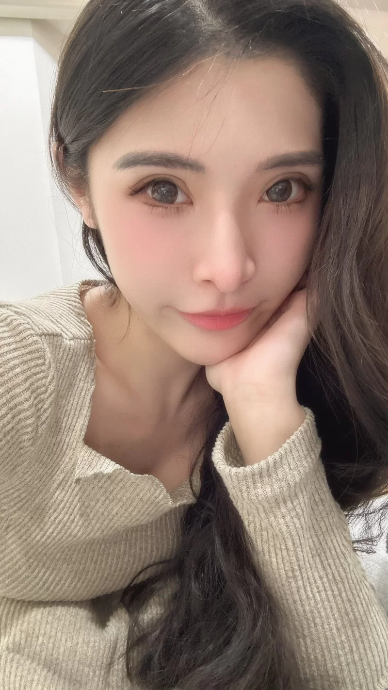自拍 推特[Fifibb520〗顶颜美女御姐邀约粉丝来蹂躏巨乳猛肏双【1v+1.65G】