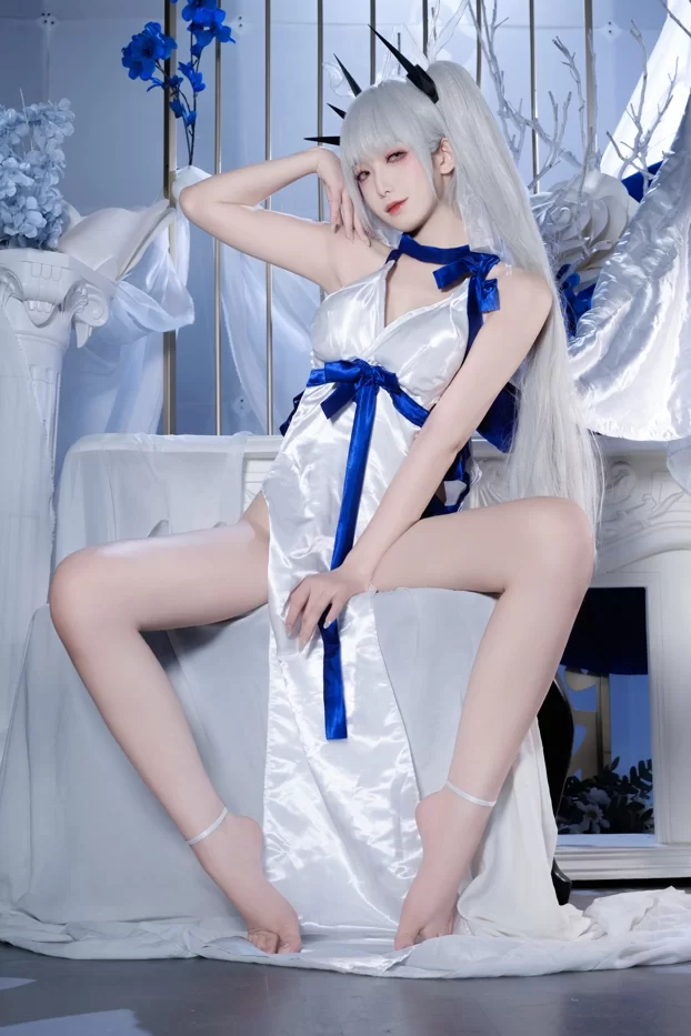 国产coser 封疆疆v - 碧蓝航线 可畏礼服 32P-934M【32P+934M】