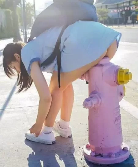 各种门 稀缺资源社S奇闻糗事精心收集推特猎奇圈福利视频 意外露点野Z户外露出啪啪【多p多v+1.35G】