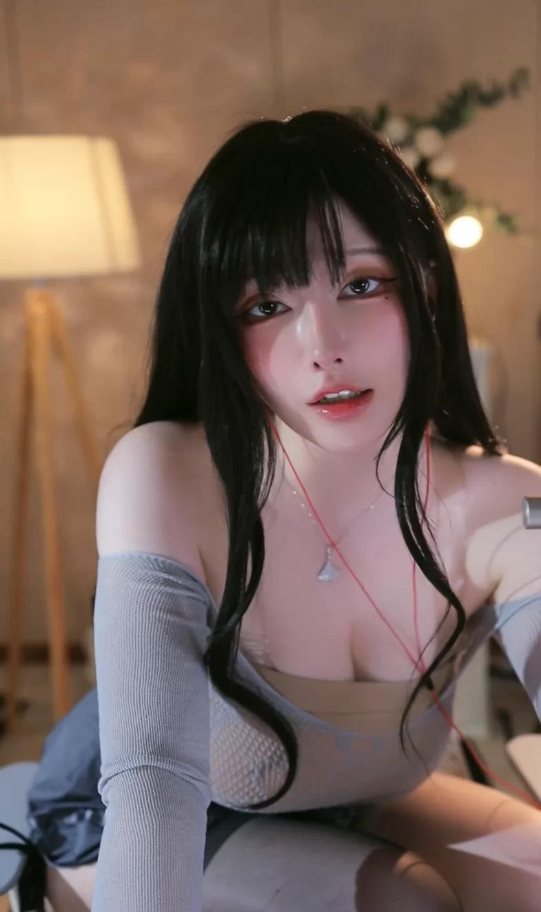 ASMR 雨教皇 电摩人妻【1v+275m】