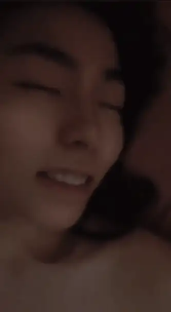 自拍 《云盘泄密》艺术系学妹和金主爸爸之间的秘密【8v2p+1.32G】