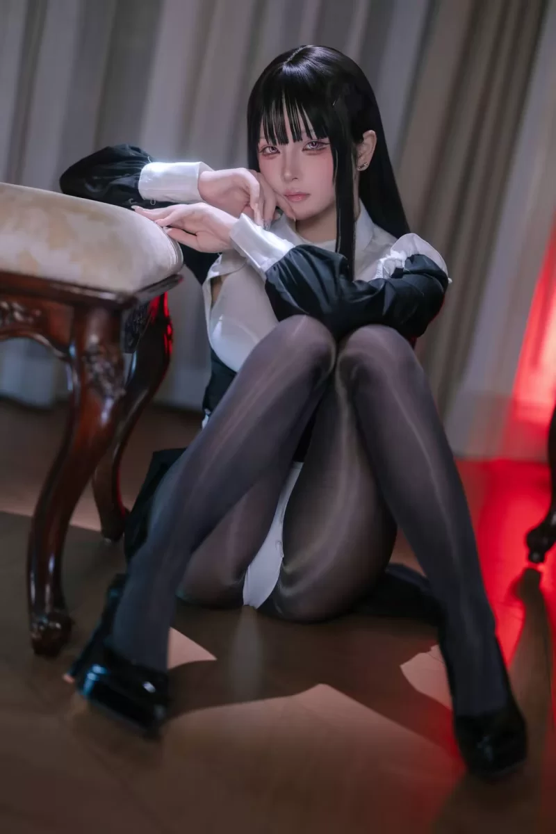 Cosplay 屿鱼 - 黑丝修女【40P+84M】