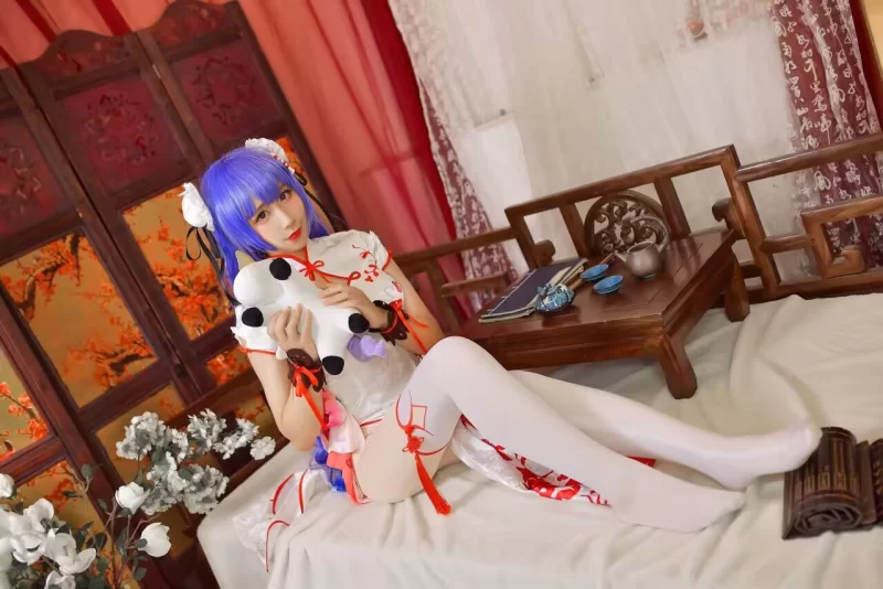 Cosplay 九曲Jean - 独角兽旗袍【9P+57M】