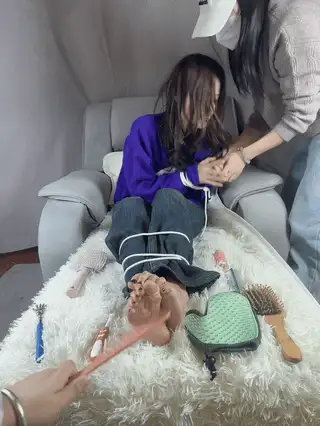 自拍 足控福利第十弹 甲如工作室下集 约拍嫩妹玉足特写TK把玩【19V+NP+16.75g】