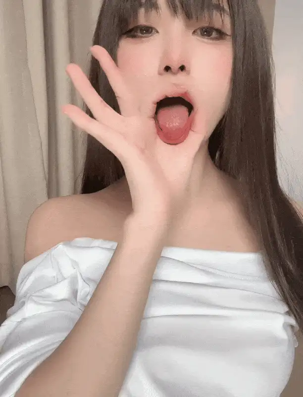 美腿/足控 布丁大法_万圣节 幽灵小姐 [90P+6V]【90P+6V+950m】