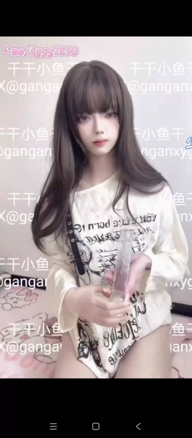 福利姬 双马尾白虎萝莉私拍订阅 [18V-2.36G]#讨厌小鱼干【1v+1g】