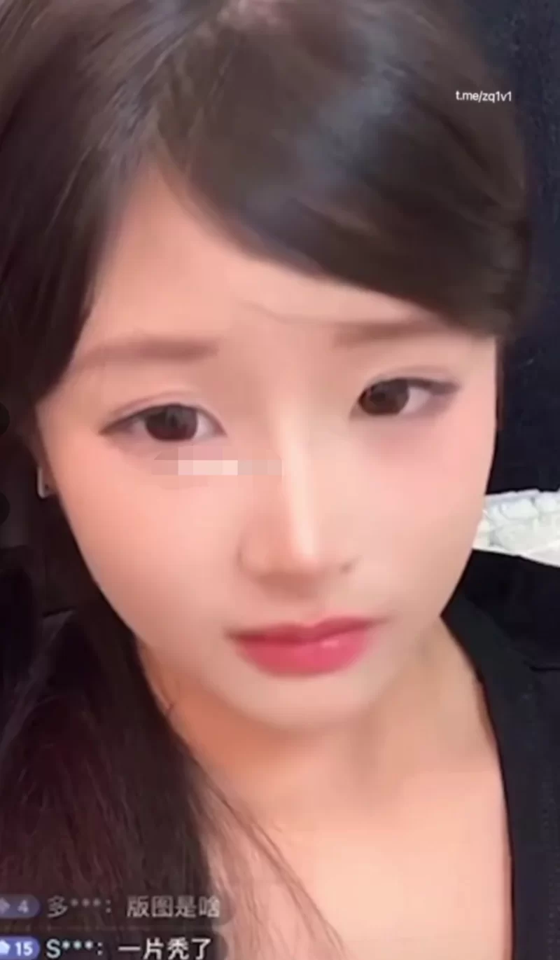 有剧情的 超级刺激极品女神抖音双视角直播一对一裸聊【6v+1.8g】