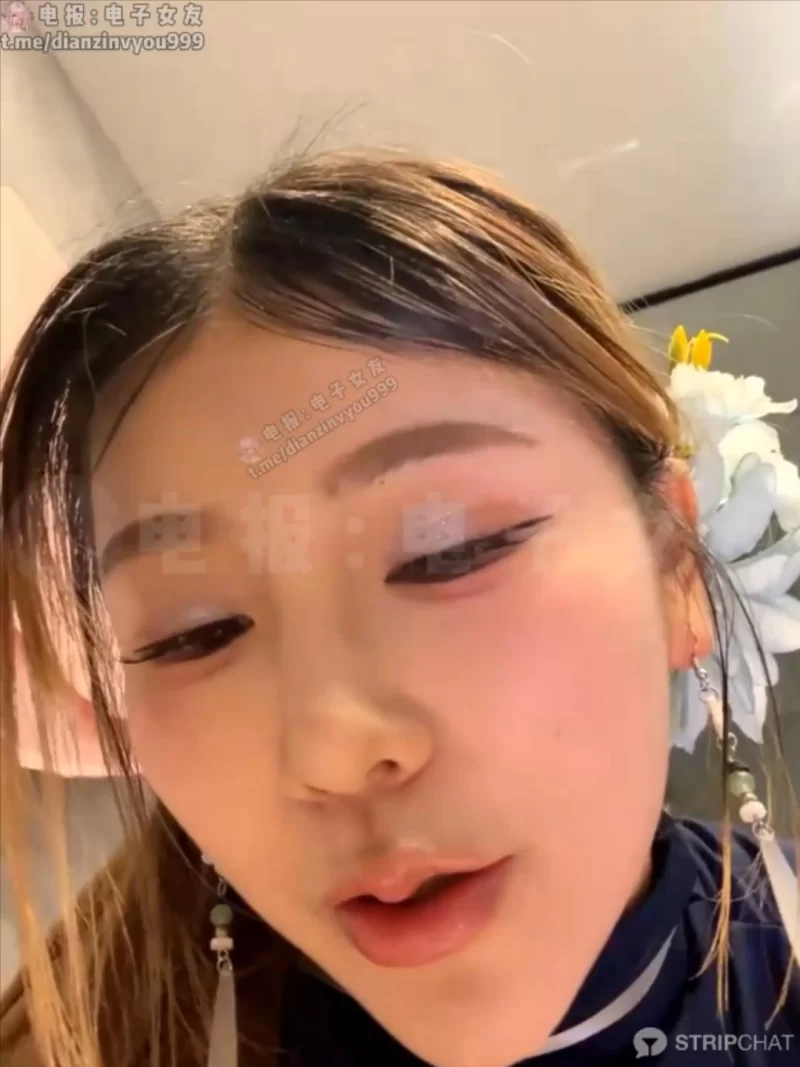 福利姬 颜值女神姐姐[小野猫]最新私拍，美女秘书肛塞道具自慰【1+1G】
