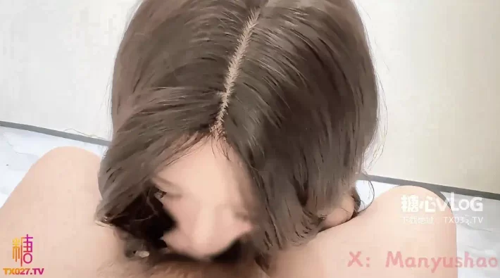 福利姬 糖心VlogUp主[鳗鱼烧]鳗鱼烧 欲女饥渴索精【1+9G】