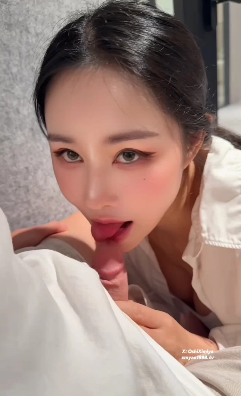 自拍 推特[xmyao1998〗美御姐汐梦瑶无视人群街边大胆做爱这能【4v+1.6G】