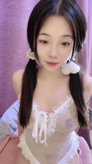 自拍 甜美邻家甜妹[06碎冰冰]嫩的出水性感情趣透视兔女郎跳【8V+12.2G】