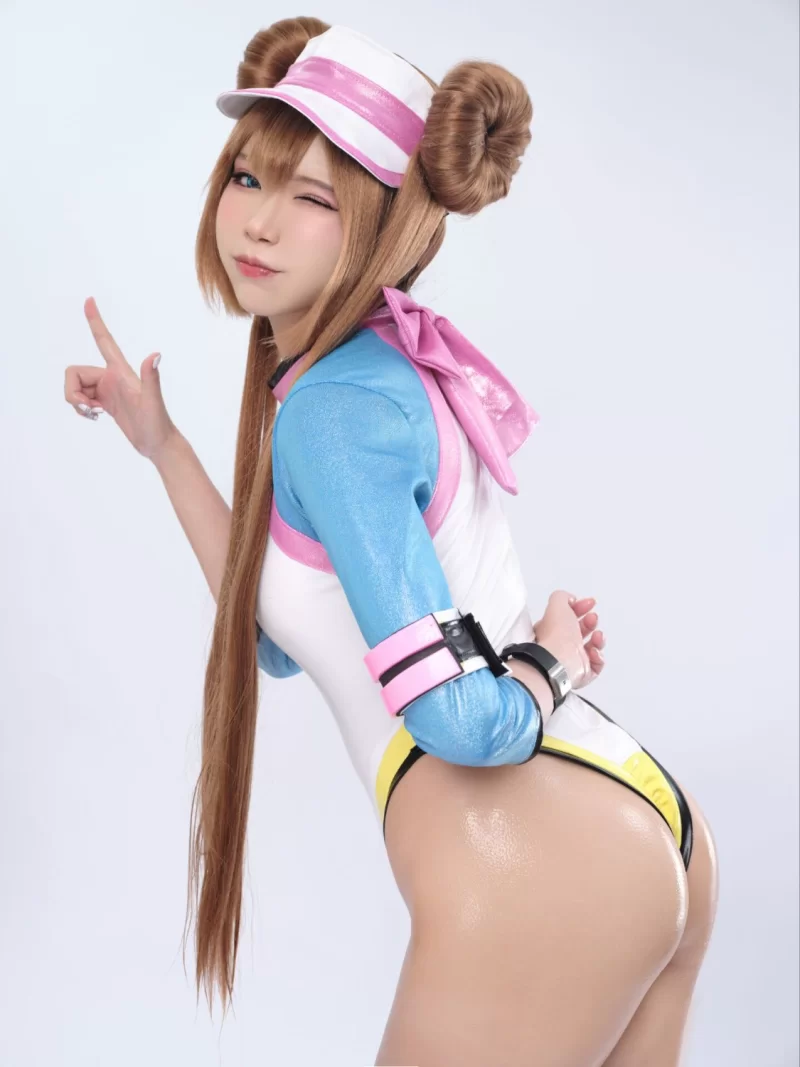 日韩coser ZinieQ  Rosa [21P-195MB]【21P+195M】