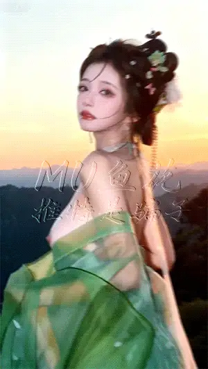 明星换脸 [MU鱼花出品]乌苏苏~抖音风混剪 淫贱动感榨精AI视频预览【1V+5P+6GIF+262.8M】