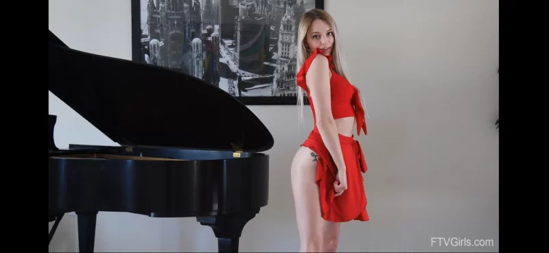 欧美主播 ftv LilyHer【1v+6G】