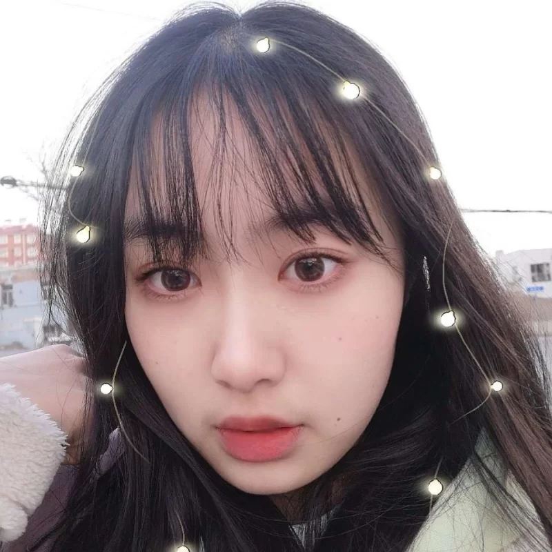 美女御姐 大学同班小可爱活泼清纯 平时老喜欢她了这下找到机会拍【2+528MB】