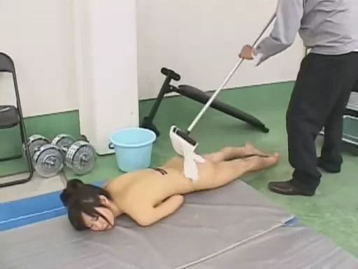 3p/多p 妄想系列之人间沙袋-人间玩具【2v+784mb】